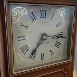 1940s Mantle plug  Working order old square  roman numeral gold face clock